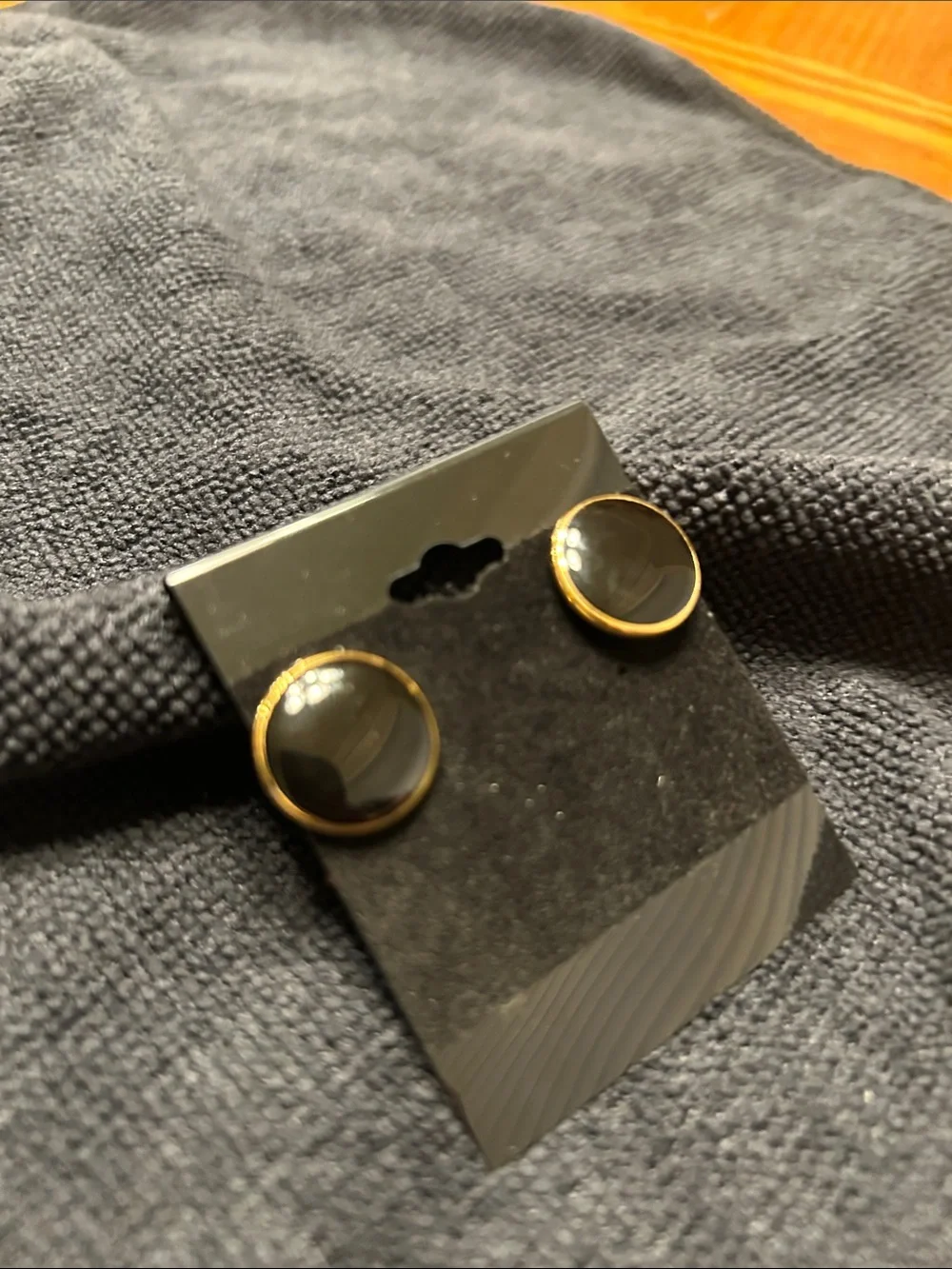 Classic Black and Gold Round Cuff Links